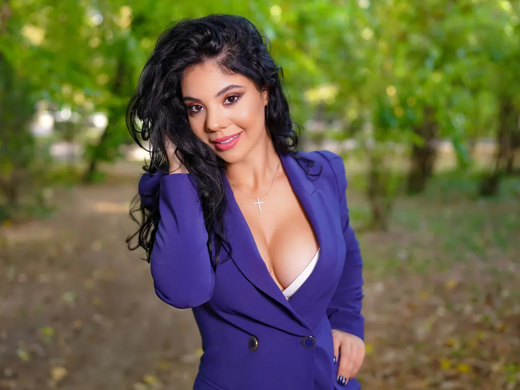 Live sex webcam photo for Kate #276157886