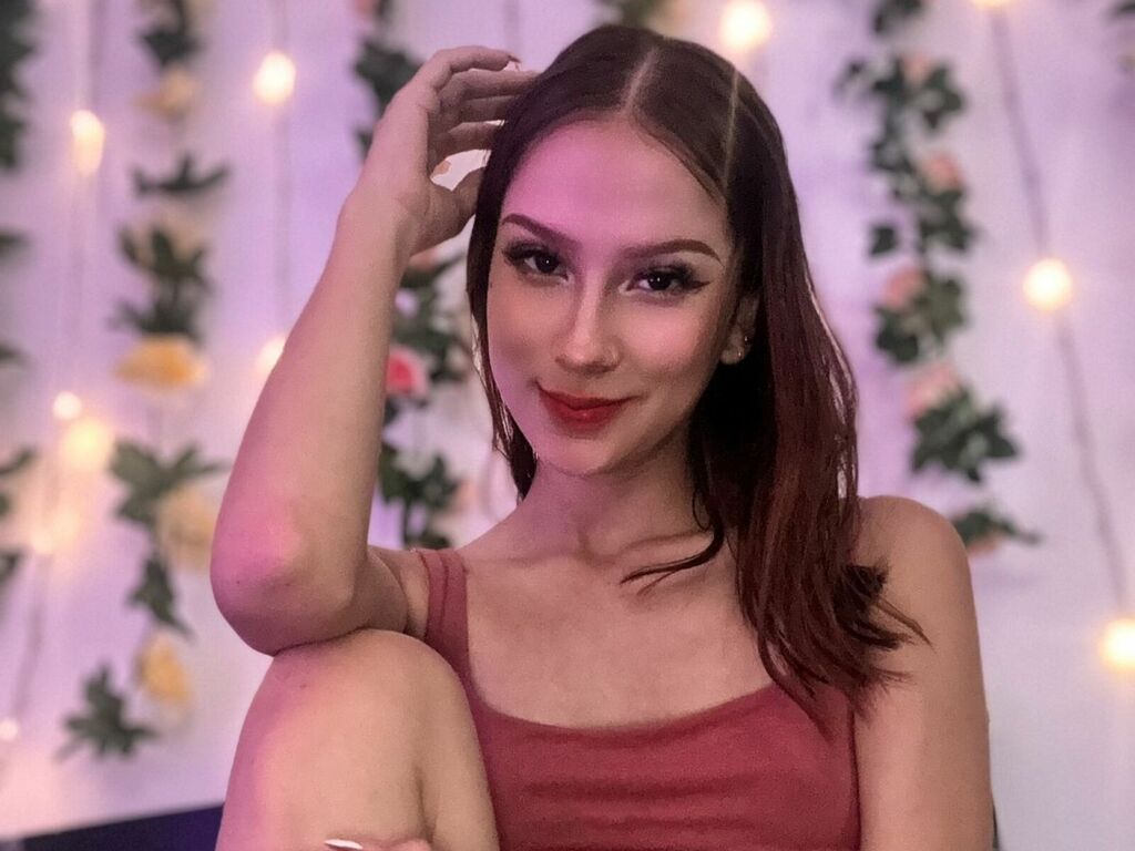 Live sex webcam photo for KateHottson #276791374