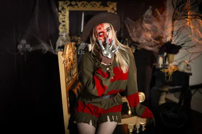 Live sex webcam photo for KathiaMendoza #290137354