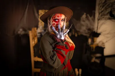 Live sex webcam photo for KathiaMendoza #290137355