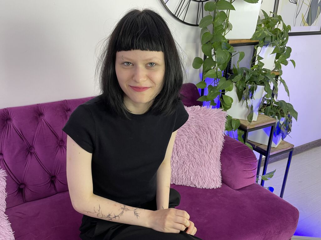 Live sex webcam photo for KathleenNichols #275862489