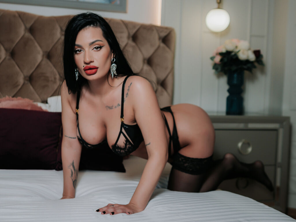 Live sex webcam photo for KayaGlide #276622775