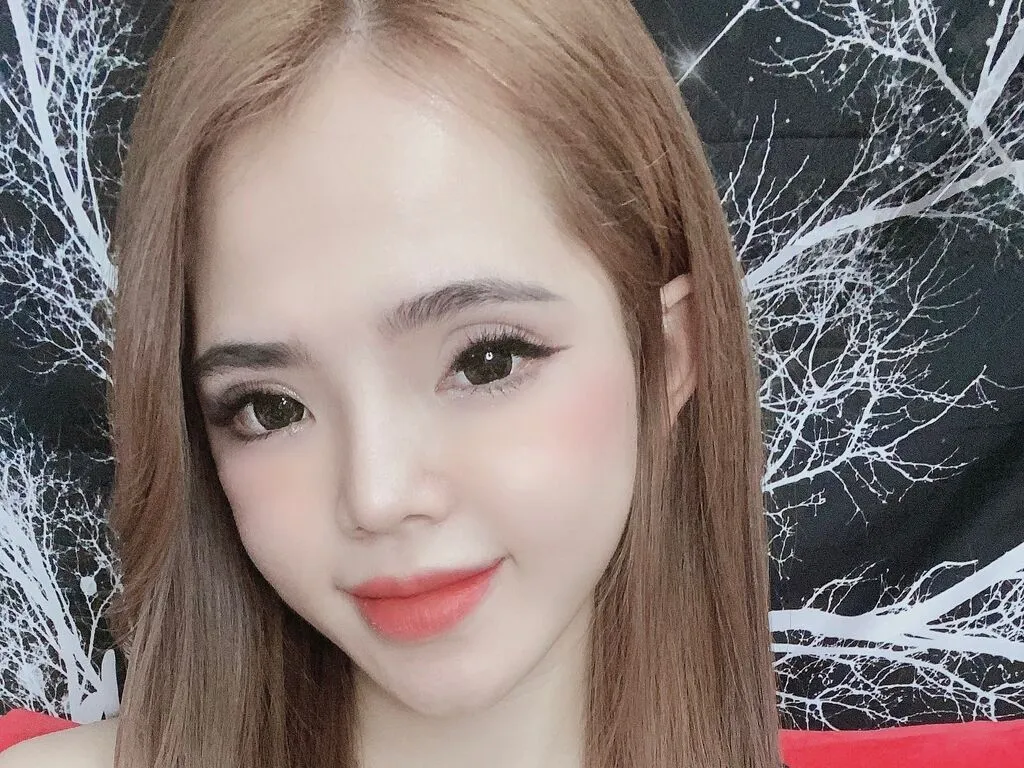 Live sex webcam photo for KeishaLily #276283687