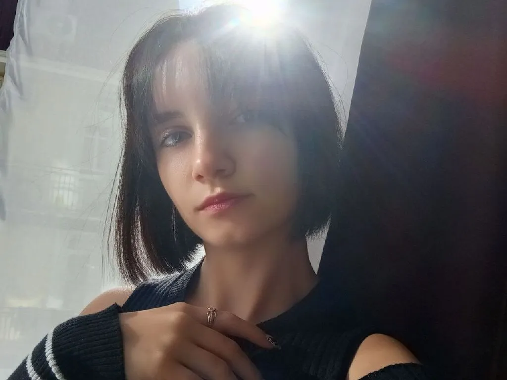 Live sex webcam photo for KellyTownsend
