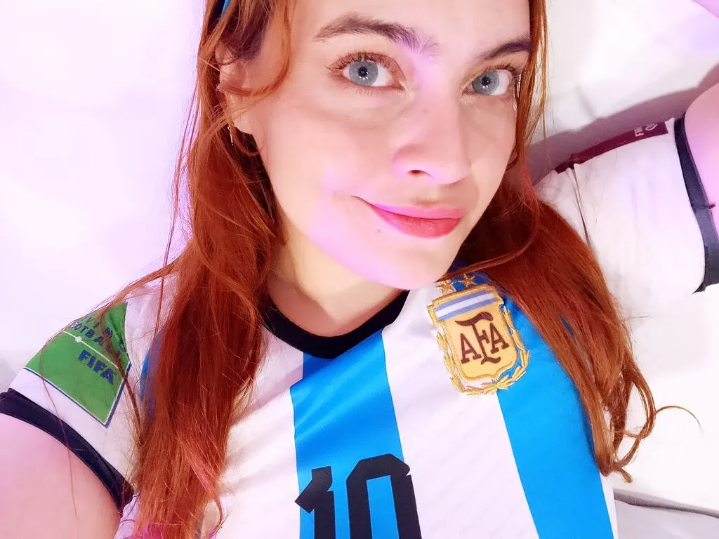 Live sex webcam photo for KendyShays #278239835