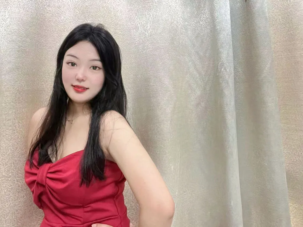 Live sex webcam photo for KimJeanie #276707372