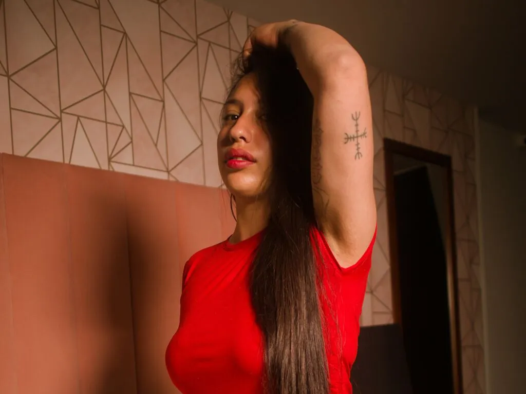 Live sex webcam photo for KimJhonzon #276273999