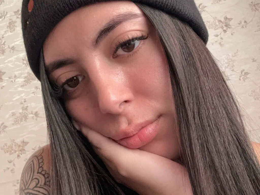 Live sex webcam photo for KimiSailor