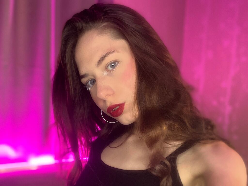 Live sex webcam photo for LanaStonene #276273751