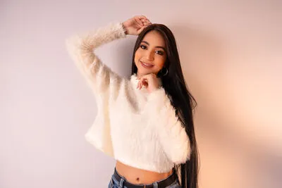 Live sex webcam photo for LauraHenderson #290122425