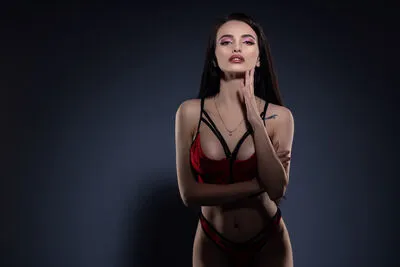 Live sex webcam photo for LaylaWood #290125905