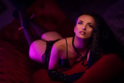 Live sex webcam photo for LaylaWood #290125931