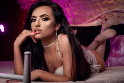 Live sex webcam photo for LaylaWood #290125966