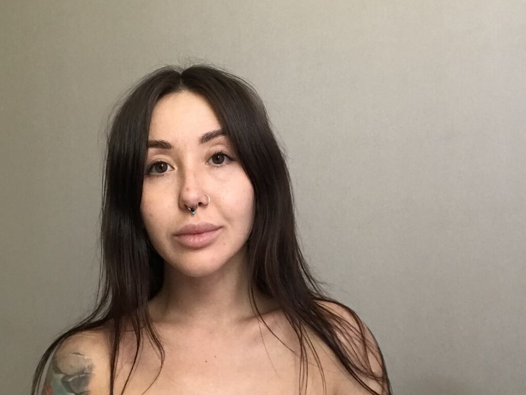 Live sex webcam photo for LeiaOrgana #277960956