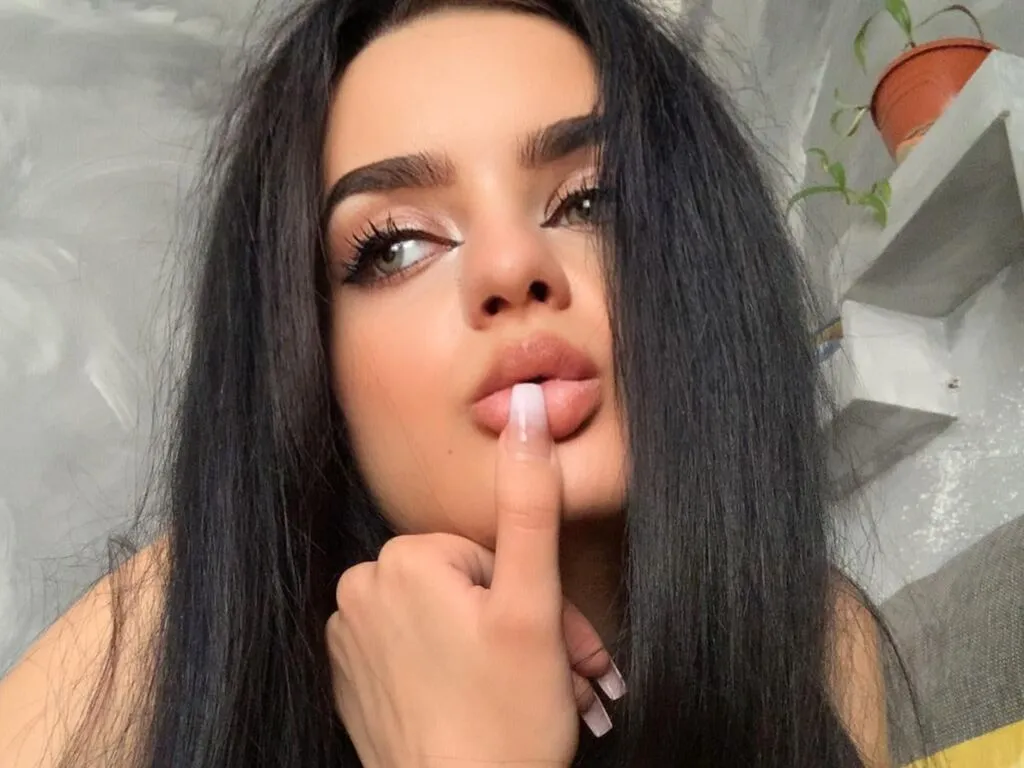 Live sex webcam photo for Lexaa #277241226