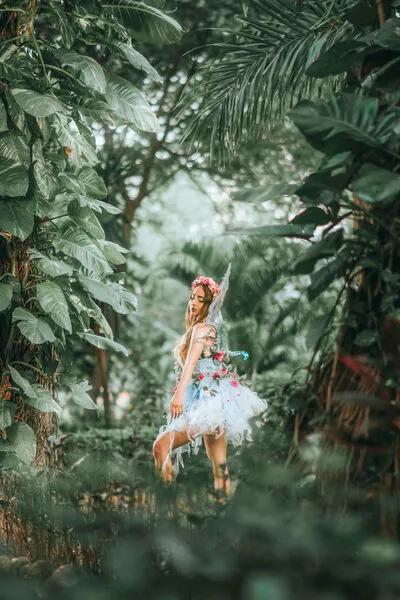 Live sex webcam photo for LilianMendoza #290157637