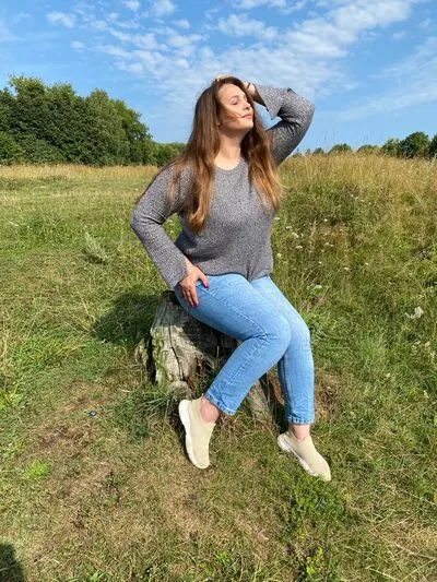 Live sex webcam photo for LindaPotter #290121616