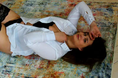 Live sex webcam photo for LindaPotter #290121640