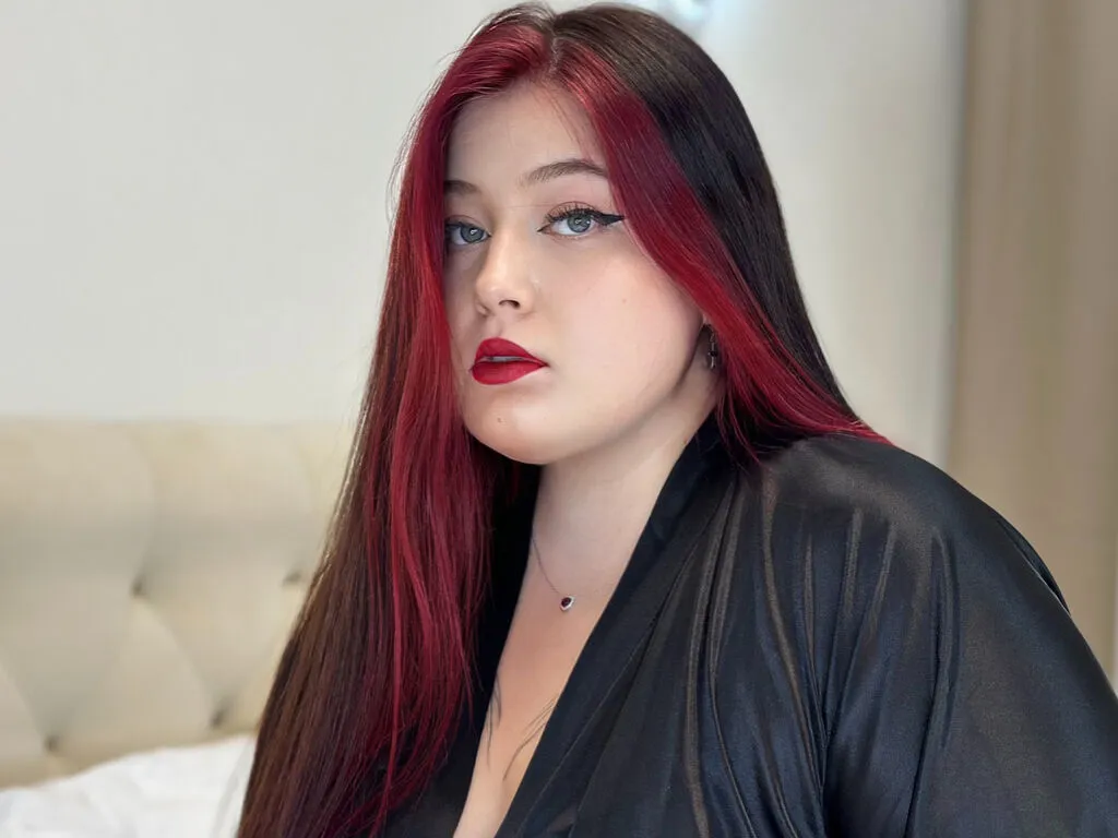 Live sex webcam photo for LindaRivers
