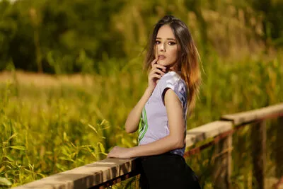 Live sex webcam photo for LisaBlair #290138427