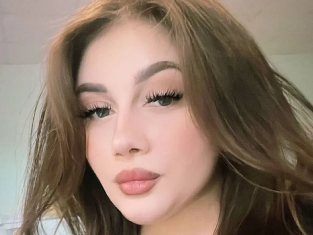 Live sex webcam photo for LizTaillor #278003649