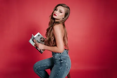 Live sex webcam photo for LizzieGrey #290192515