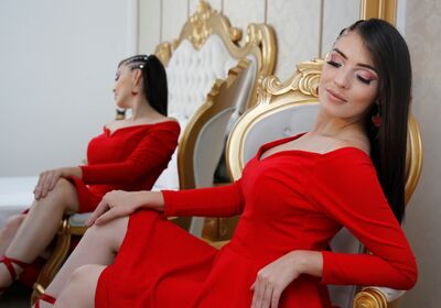 Live sex webcam photo for LucianaRiveiro #290161414