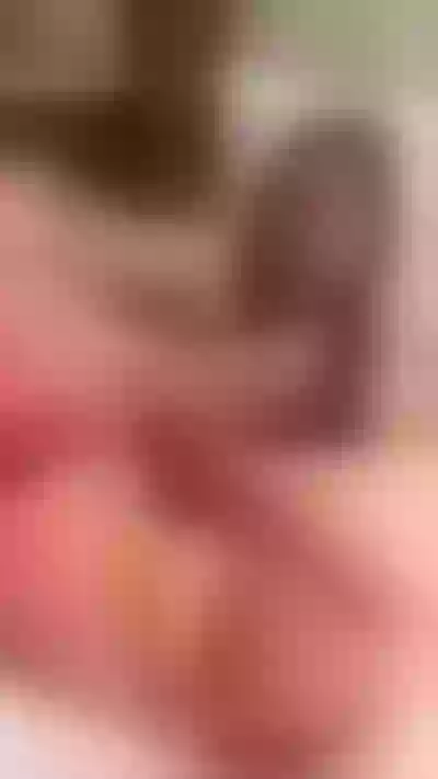 Live sex webcam photo for LunaEllen #290123269