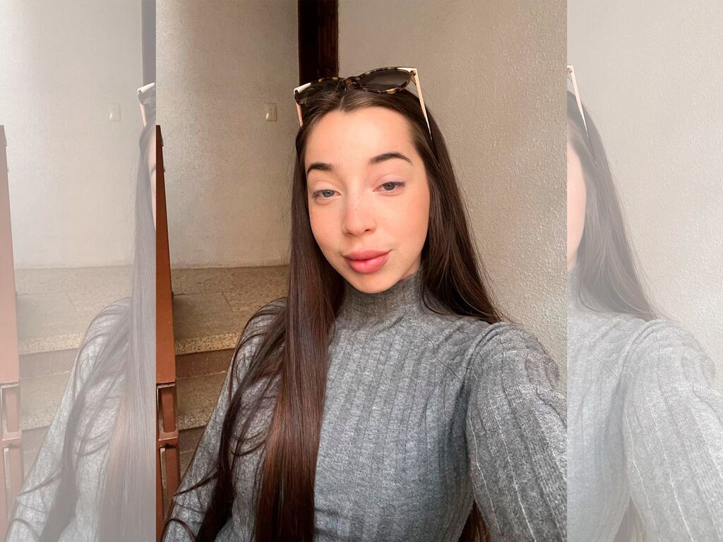 Live sex webcam photo for LuziLapiedra #278185817