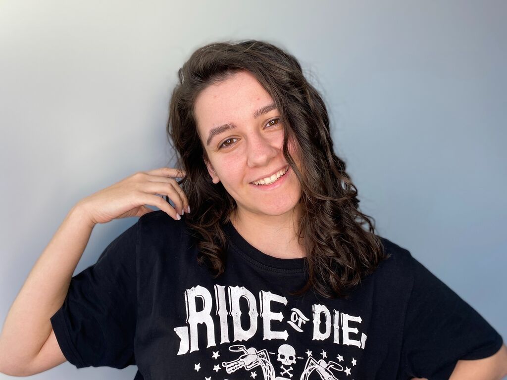 Live sex webcam photo for LynEady #277948485