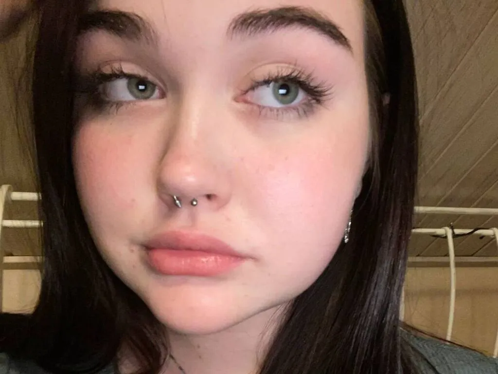 Live sex webcam photo for LynetteGrundy #278230057