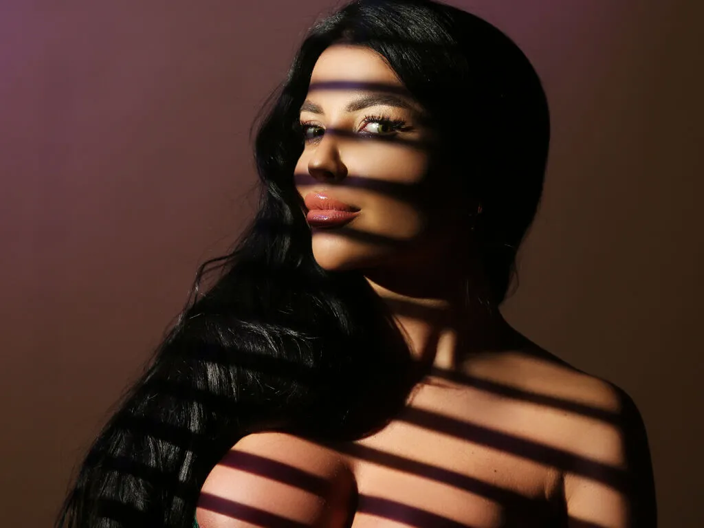 Live sex webcam photo for MadisonColes #276785129