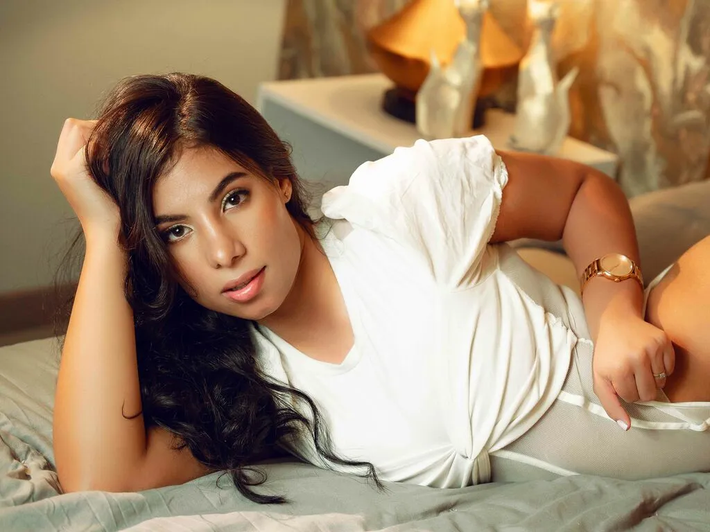 Live sex webcam photo for MafeMendoza #276151830