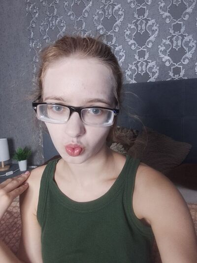 Live sex webcam photo for MagieLee #290119863