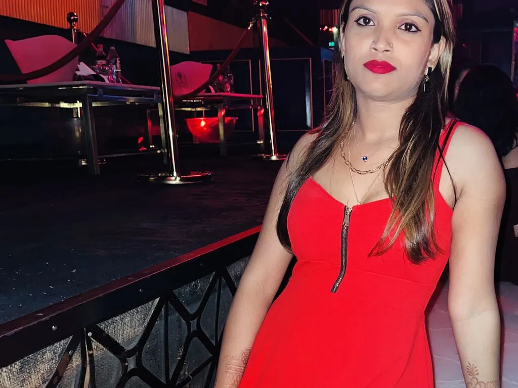 Live sex webcam photo for MahiKumari #277036784