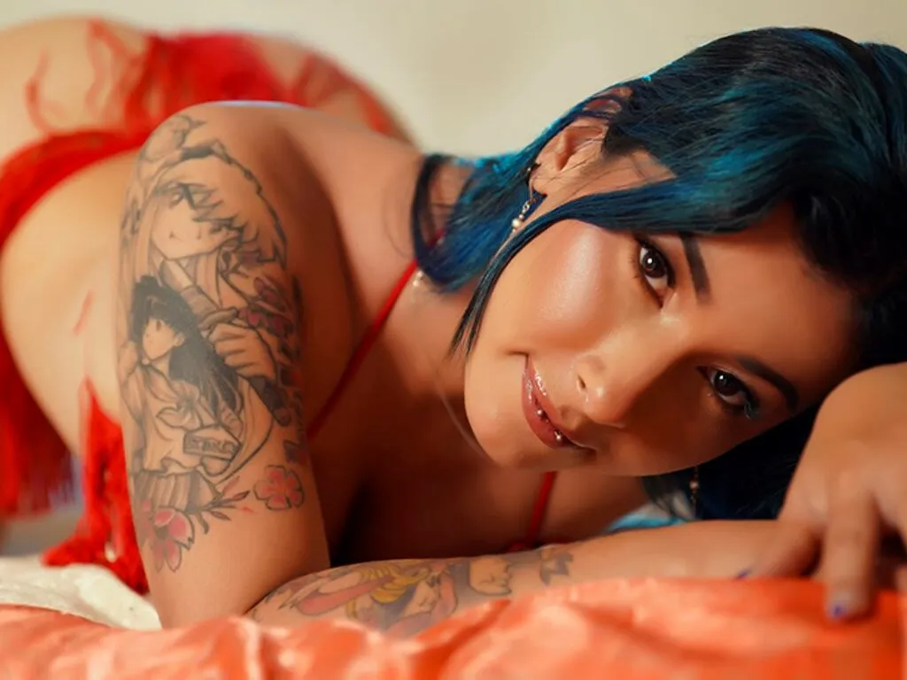 Live sex webcam photo for MarlaSmith #277534092