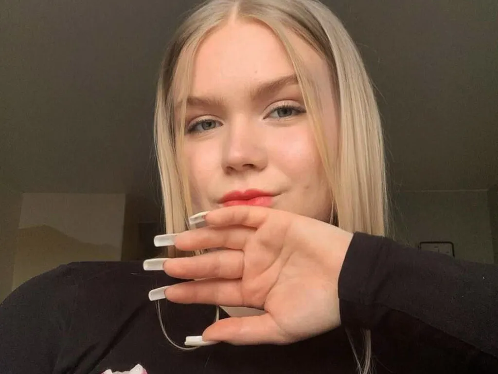 Live sex webcam photo for MaryDojl