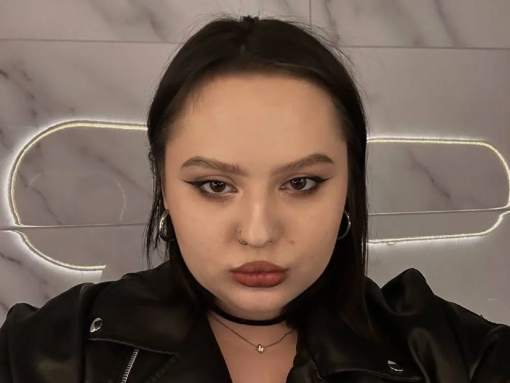 Live sex webcam photo for MaryWiliams #277913279