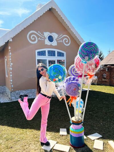 Live sex webcam photo for MathildaLian #290167984