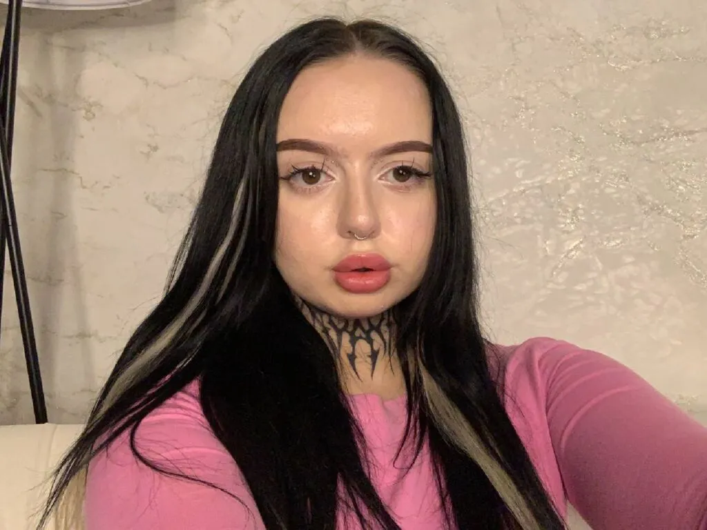Live sex webcam photo for MayManson