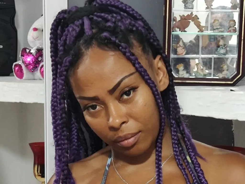 Live sex webcam photo for MayerGustamante #275891933