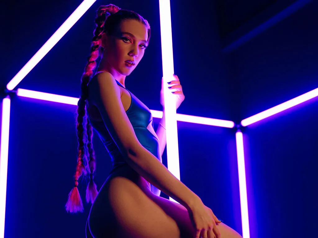 Live sex webcam photo for MeganEaton #275845694