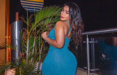 Live sex webcam photo for MeganKossel #290138377