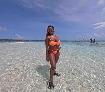 Live sex webcam photo for MiaPersy #290127213