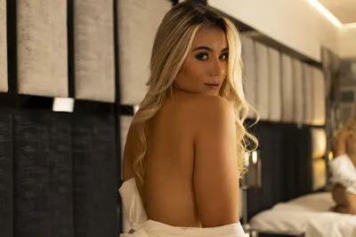 Live sex webcam photo for MonicaSalvatore #290125087