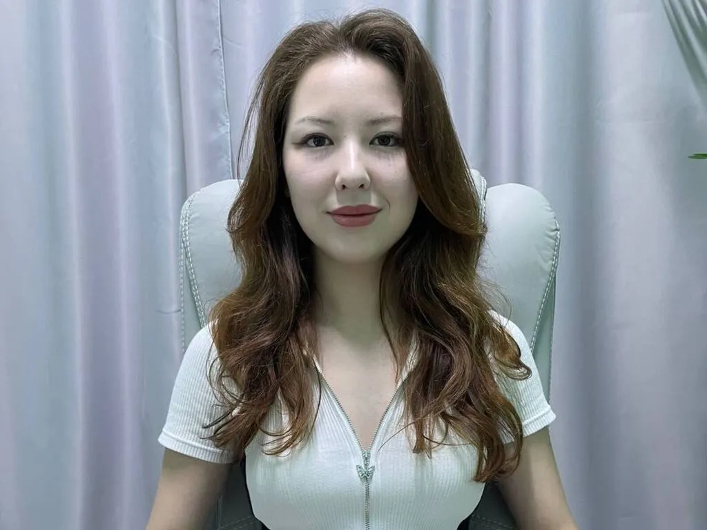 Live sex webcam photo for MonicaaLux #278258118