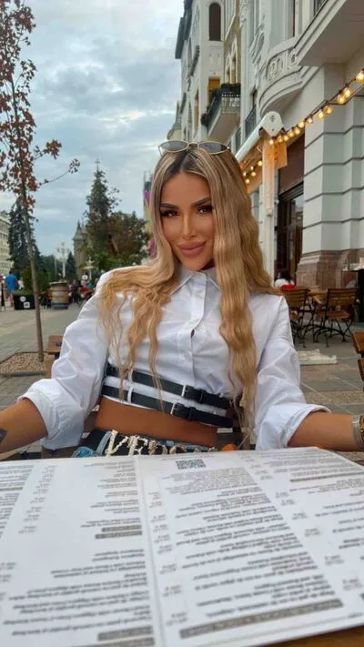 Live sex webcam photo for Natasha #290169384