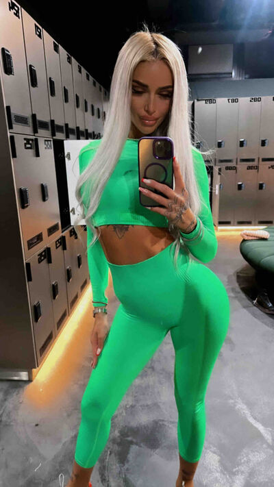 Live sex webcam photo for Natasha #290169414