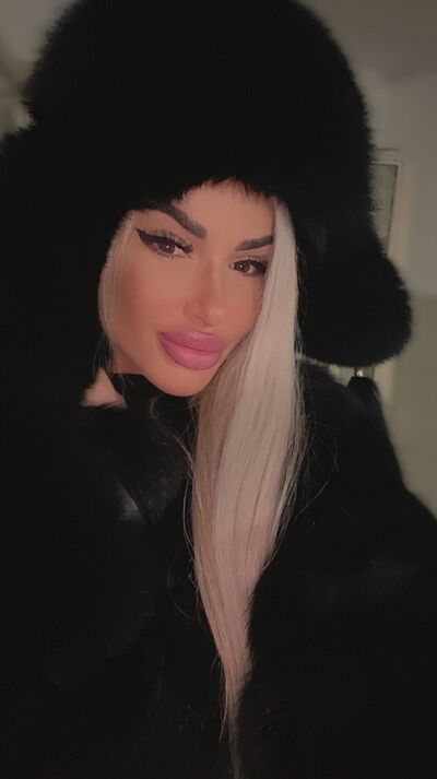 Live sex webcam photo for Natasha #290169434