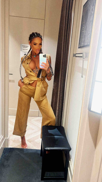 Live sex webcam photo for Natasha #290169471